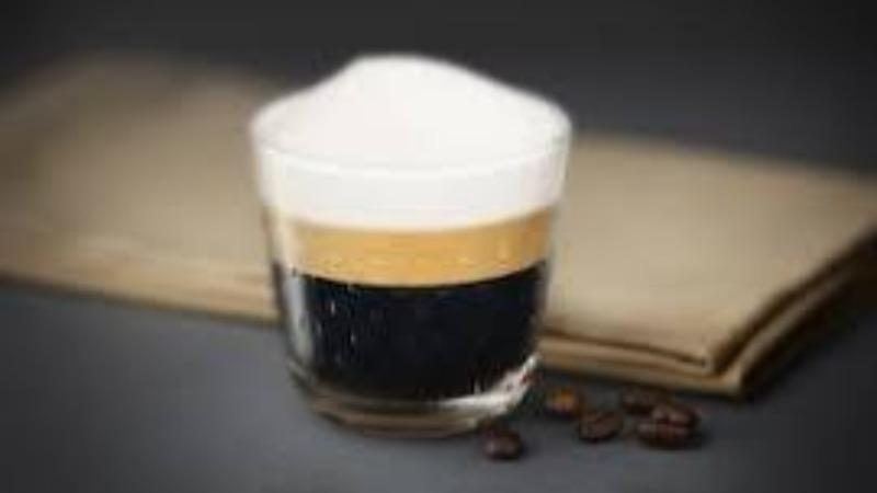 Expesso Macchiato