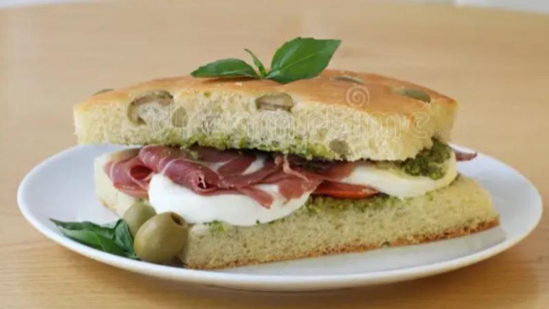 Sanduche Clásico Focaccia